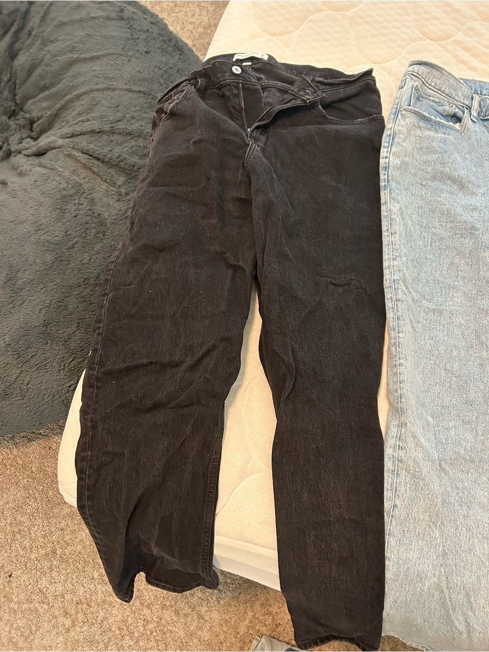 Abercrombie & Fitch Washed Black Mid Rise Straight Jeans
